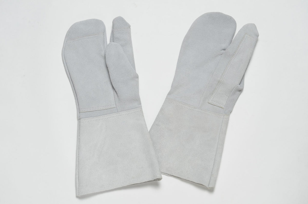 NEW Welding Gloves Sewn with Kevlar, one size The Warehouse Liquidation