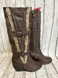 NEW In Box Retails $129+ Size 6.5 US, New Vogue Women's Boots Dark Brown