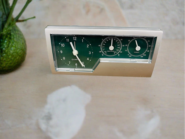 New in box! Thermo/Hygro clock with slim movement, measures air temperature & humidity with alarm!