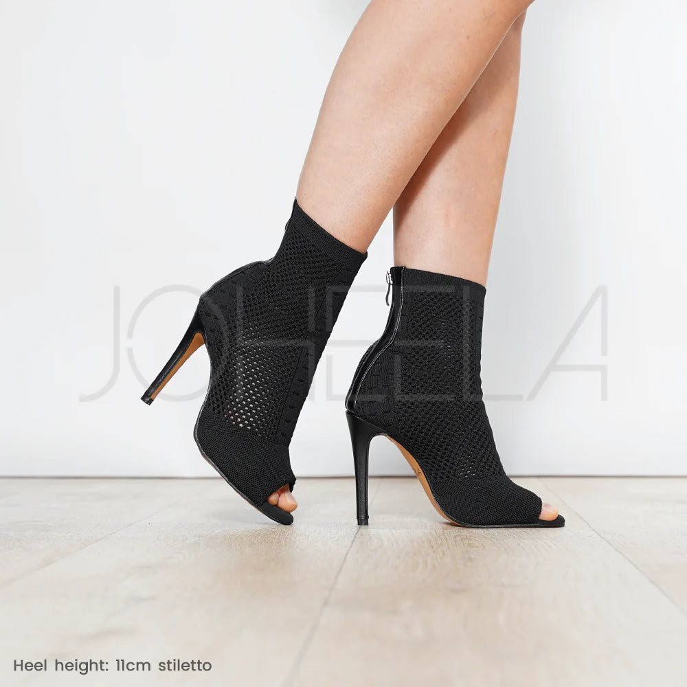 New JOHEELA Black Lou - Stilettos heels - Black, Sz 8! DESIGNED IN PARIS Retails $150 US+