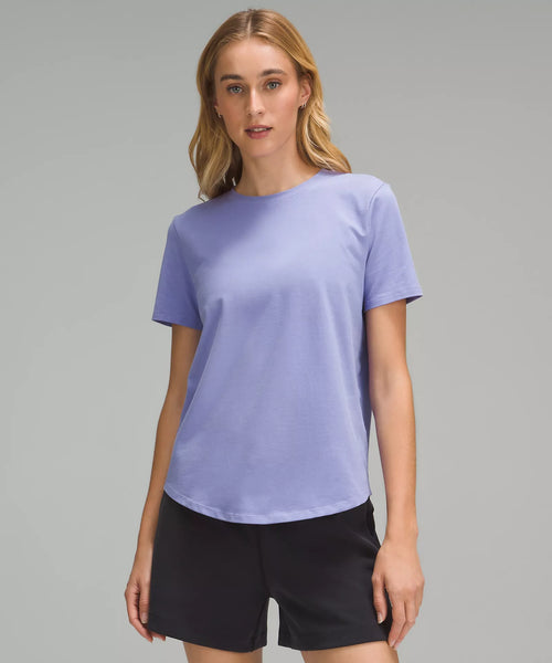 New with tags! Lululemon Love Crewneck T-Shirt, Lavender, Plus sz 18! Retails $48+