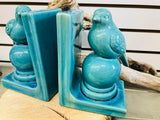 Like new from Home stagers lot! Set of Ceramic Bird Bookends in Teal! 8.5" HIgh
