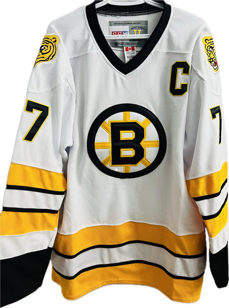 New with tags! Ray Bourque Boston Bruins White Vintage Replica Jersey CCM Sz 52 (L)