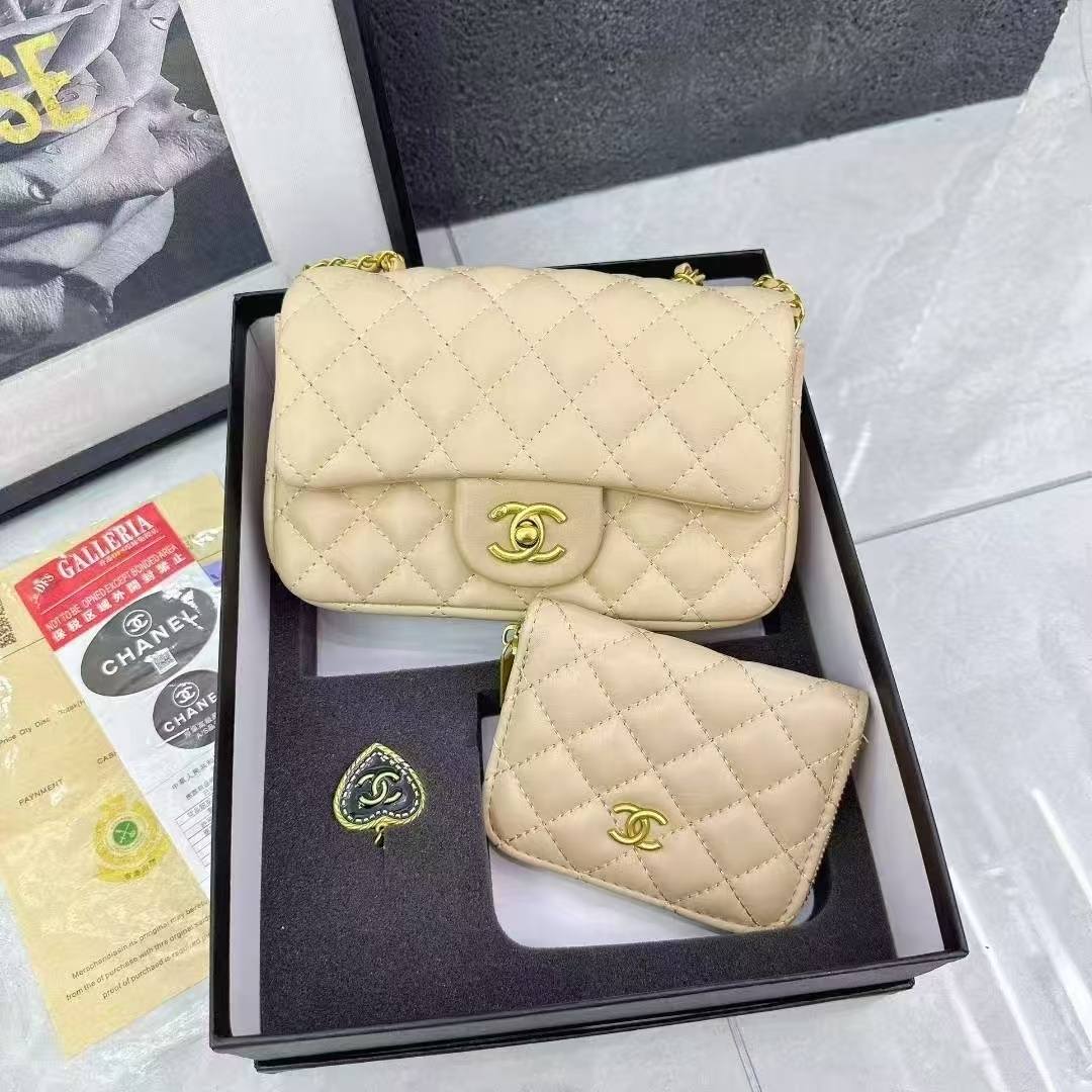 Inspired by bags set No.240613 2pcs one set ( box size 30*23*8cm ) 8 colours come with box Tax included