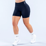 NEW Retails $66, DFYNE Midnight Black Dynamic Shorts | 4.5", Sz M