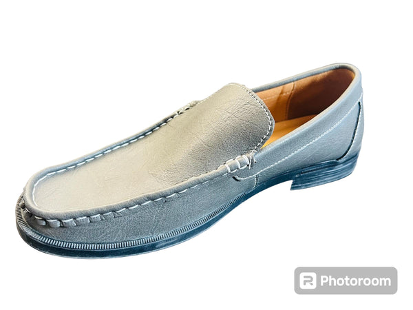 New Men's Slip On Soft Faux Leather Loafers Grey sz 11, good quality!