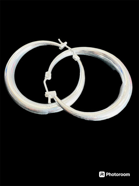 New women's silver hoop earrings