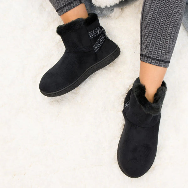 New with tags Isotoner Women s Microsuede Nora Bootie Slippers in