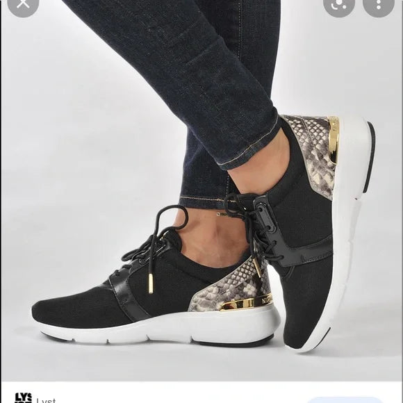 Michael kors hot sale amanda trainer sneakers