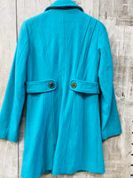 Pre-owned in excellent condition Women's 3/4 length Wool Coat by Merona in Teal! Sz S