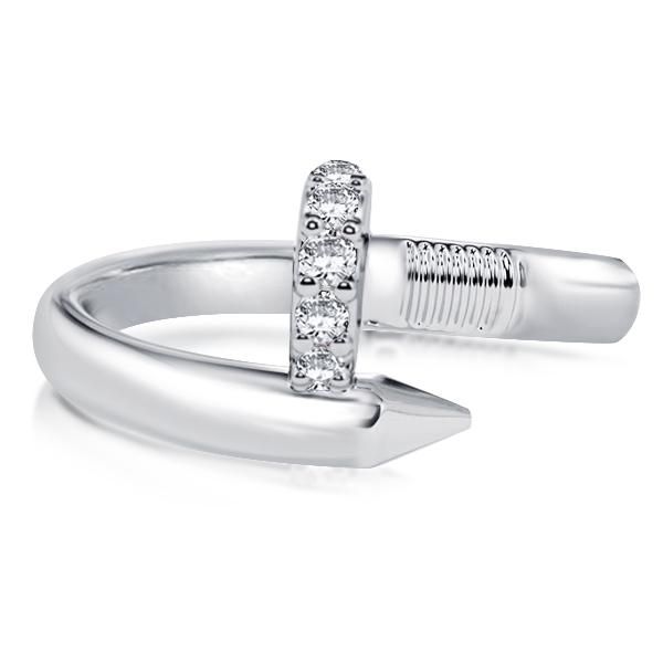 New in gift box! Italo Nail Ring Unique Wedding Band For Women Sz 8! Retails $143+