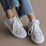 NEW Retails $90+ Viral Ultra-Breathable Shoes, White, Sz 7