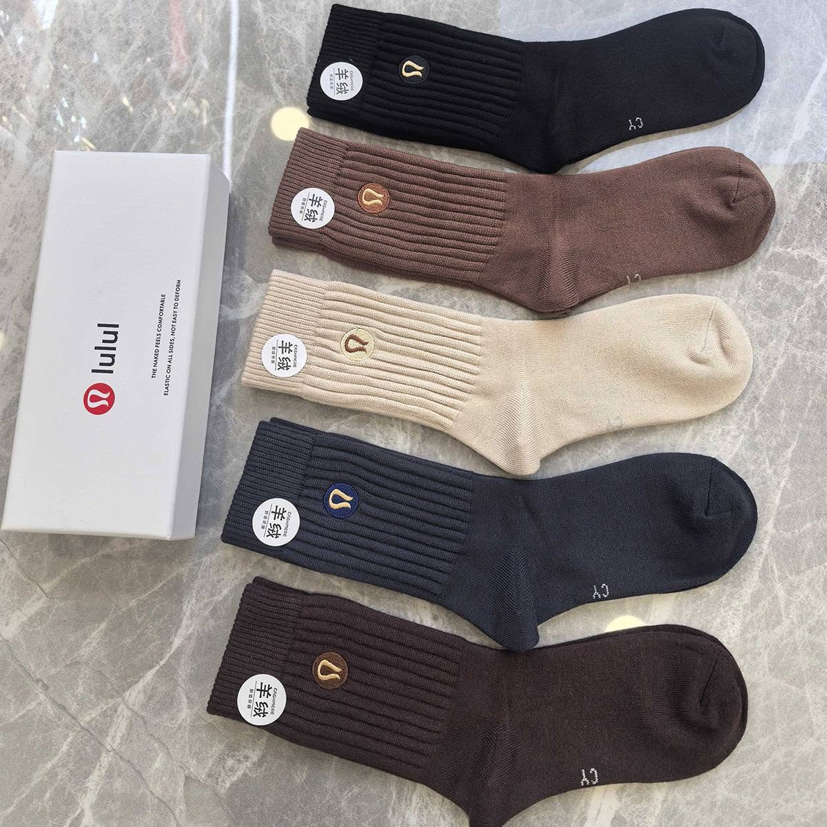 Brand socks No.342941 5 pairs / lot Free size for adults 38 Styles to choose from! Tax included