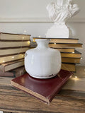 New Stern Home Vintage Style White Ceramic Vase 6' Retails $45+