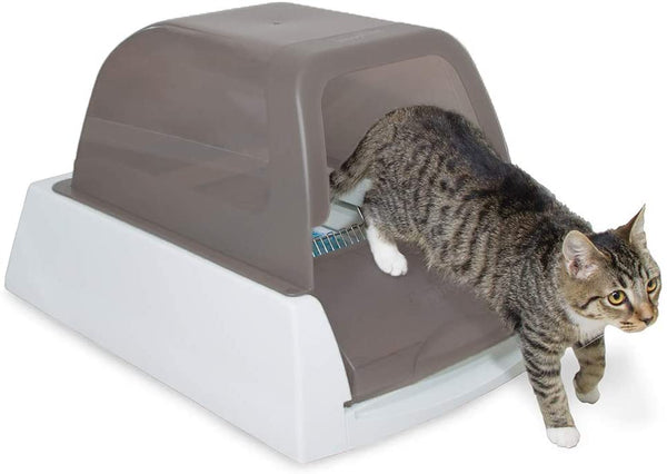PetSafe ScoopFree Ultra Self-Cleaning Cat Litter Box – Automatic with Disposable Tray – Taupe Covered! Retails $317+