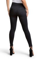 Brand new Women's Sculpt Legging Pull-On Jeans In Curves 360 Denim, Black, Sz 2! Retails $110+