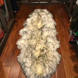 Brand new Luxurious Handmade Dax Authentic Sheepskin & Arctic Fox Fur Ivory/Grey Area Rug Runner 2 Ft X 6 Ft! Retails $587+