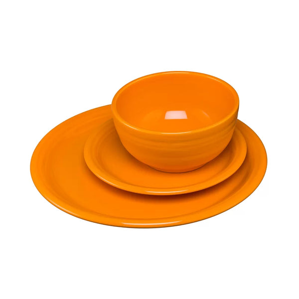 New in box! Wayfair Fiesta Bistro 3 Piece Place Setting, Service for 1 in Butterscotch! Retails $69+