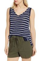 Brand new Caslon Sweater Tank Top Sz M! Navy/White! Great to wear with layers for all seasons! Nordstrom Item! Retails $65+