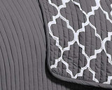 New in package! Wayfair Beautiful Over Stuffed & Over Sized Avondale Manor 5-Piece Griffin Reversible Quilt Set, KING, Grey