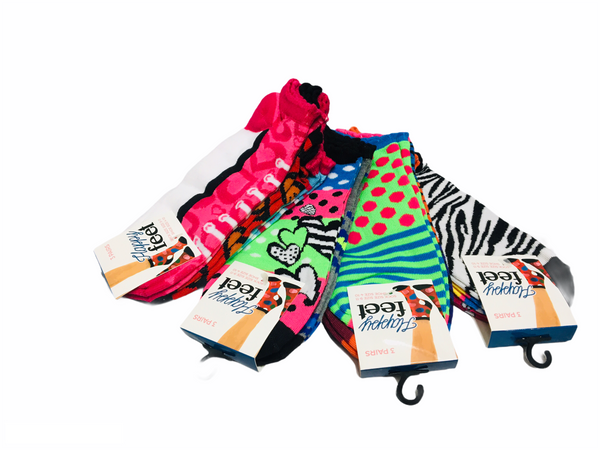 Women's/Teens Happy Feet Ankle Socks, 12 Pair!! Retail $29.99