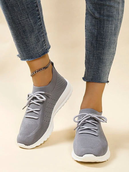 New with tags! Athletic Works Women's Herc Sneakers in Grey! Sz 6!