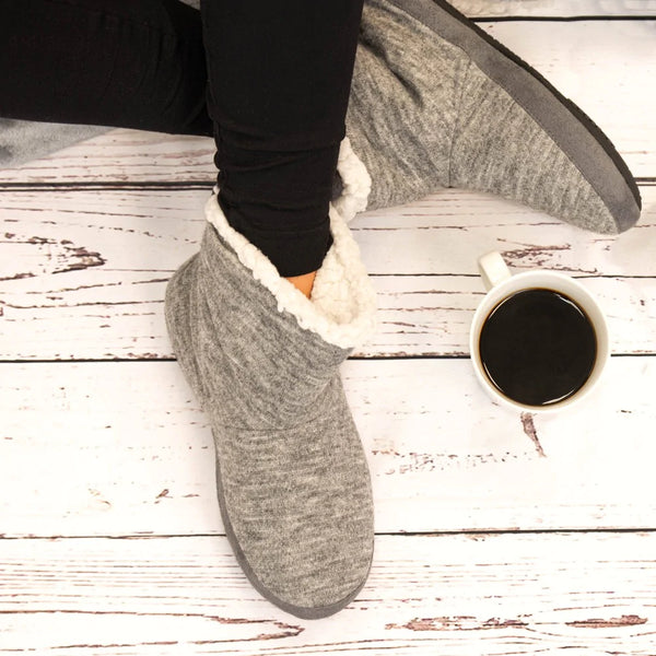 New with tags! Isotoner Women's Knit Marisol Hoodback Slippers, Grey, Sz S Fits 5-6, Machine Washable!