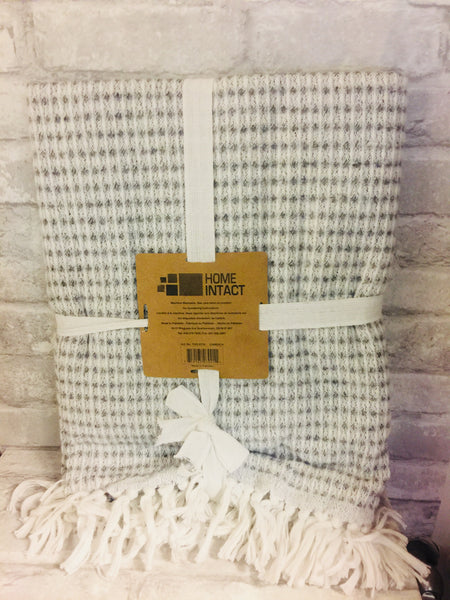 Brand new Home Intact 100% Cotton throw, 50X60! Light Grey! Retails $60+