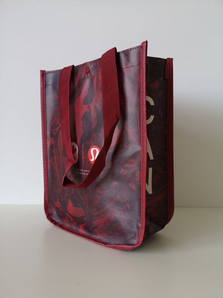 Lululemon lunch bag best sale