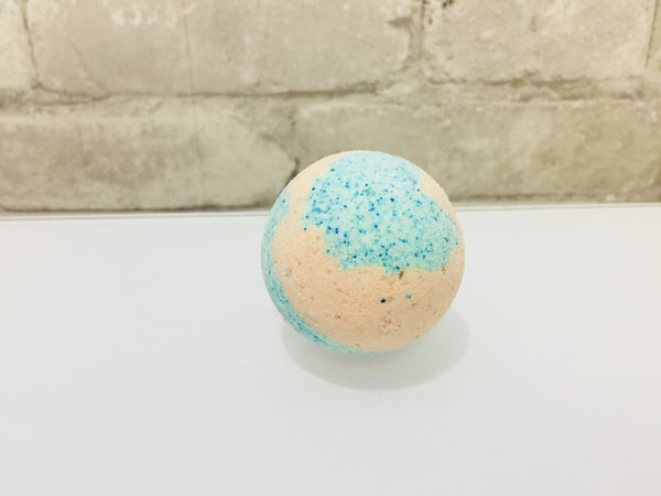 Oatmeal, Milk & Honey 2.50 Oz Bath Bomb, 100% Natural, Paraben & Sulphate Free! Very Similar to LUSH in Quality! Great for all Ages & Skin Types!