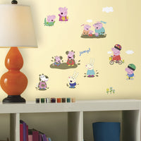 New in package! RoomMates RMK3183SCS Peppa The Pig Peel and Stick Wall Decals