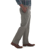 New Wrangler Men's Performance Twill Pant Wrangler Straight fit, Sagebrush, Sz 42W X 3OL