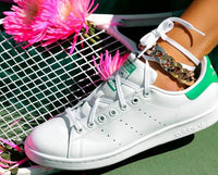 Adidas Stan Smith Originals! These shoes are a classic and will never go out of style. They are well made and comfortable right out of the box.. Unisex! Fits Men Sz 6, Women Sz 7! Retails $110+