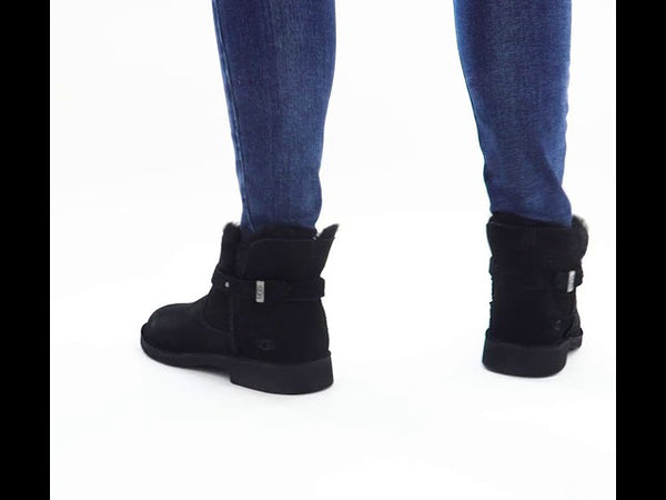 Elisa genuine shearling discount bootie