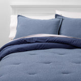New in package! Reversible Waffle Weave Comforter & Pillow Sham Set by Threshold in Blue, Fits Full & Queen!