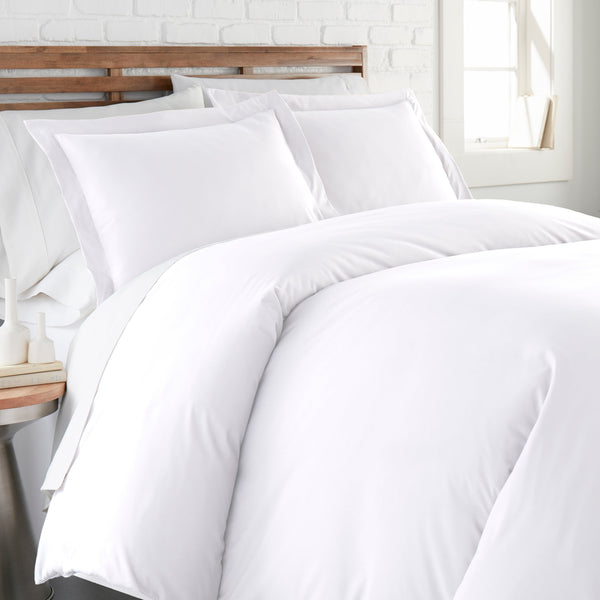 Brand new in package! Premier 3300 Bamboo Comfort Ultra Soft 3 Piece Reversible Duvet Cover set, Fits Queen! Wrinkle, Fade & Stain Resistant! White!